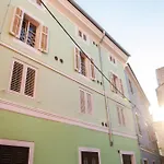 Azzurro Apartment