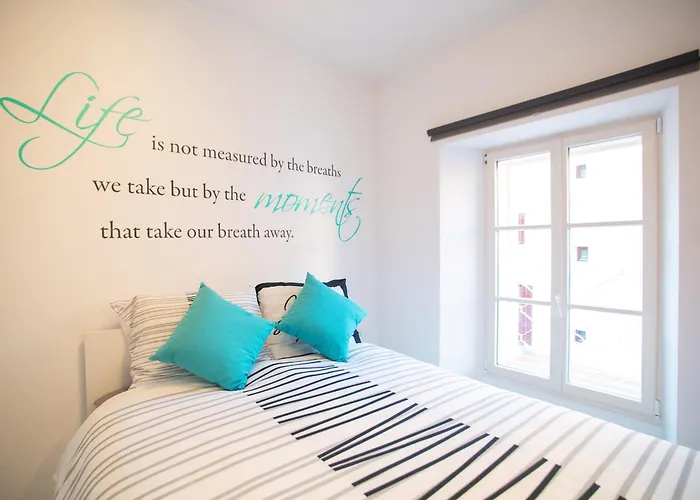 Azzurro Apartment